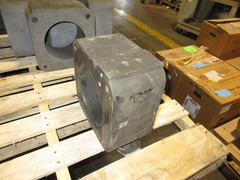 GE Type JCB-0 Current Transformer 827X25 Ratio 50:5A 600V 25-400Hz Used