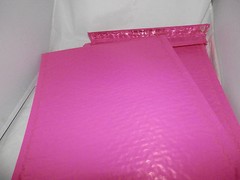 12 Assorted Sizes 8.5×12, 6×9, and 4×8 Hot Pink Poly Bubble Mailers 4 of Each