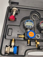 Elitech Digital Manifold Gauge DMG-1 AC Manifold Gauge PG-30 Adapter+Carryin Cas
