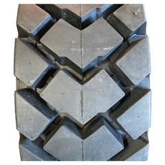 2-Heavy Duty 14-17.5 Forerunner SKS-6 Skid Steer Tires for Bobcat & more 14X17.5