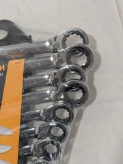 GEARWRENCH Combination Wrench Set: 13 Pc, 5/16 to 1" Wrench, 15º Angle 9509