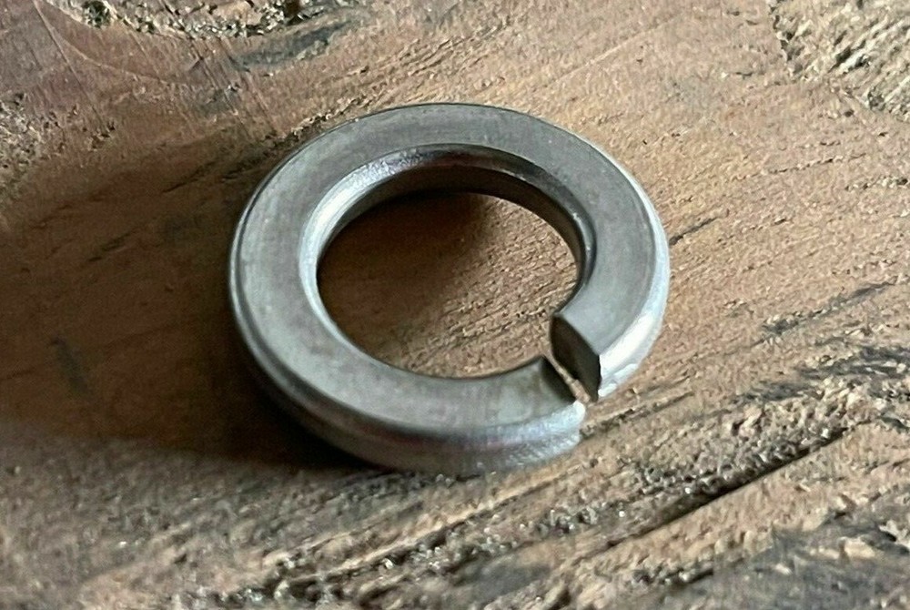 1/2″ SPLIT LOCK WASHERS, 18-8 STAINLESS STEEL. MULTIPLE QUANTITIES