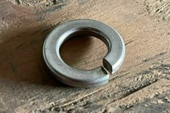 1/2″ SPLIT LOCK WASHERS, 18-8 STAINLESS STEEL. MULTIPLE QUANTITIES