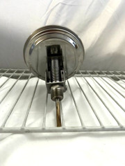 WIKA Adjustable Bimetal Thermometer 0-250 Degrees F/ 0-400 Degrees C – Used