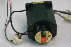 ORIENTAL MOTOR VEXTA A4041-9515NE 5PH STEPPING MOTOR TESTED WORKING FREE SHIP
