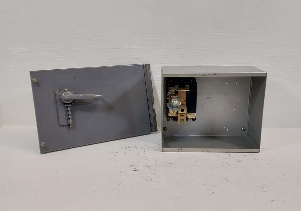 Square D Model 3 100A Breaker Feeder 12″ MCC Bucket 100 Amp Class 8999 989716