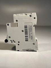 ONE (1) SCHNEIDER ELECTRIC C60N D2A 2-Pole Circuit Breaker 2A 415V 10KA (USED)
