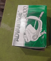 Five ADVANTAGE Medium 3000 Model 3200 TWIN-PORT Full Face Respirators
