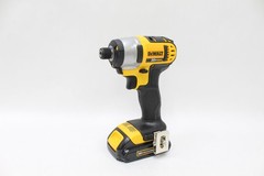 DEWALT 20V MAX Cordless Drill/Driver and Impact Driver Combo Kit – DCK240C2