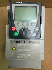 TELEMECHANIQUE ATV71HU22N4 ALTIVAR 71 AC DRIVE, 3-HP, 380/480-VAC, USED! M/O!