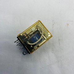 IDEC RH3B-U RELAY AC120V 50/60HZ 2GY01Y 10A 240VAC RELAY🔔