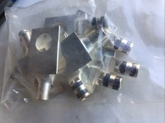 Thomas & Betts 256-30695-264SP Lugs ( Box Of 10 )