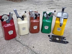 HEINZ Keystone Set of 5 COMPLETE Used Condiment dispenser’s
