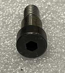 5/16″ X 1/2″ Shoulder (Stripper) Bolt, 1/4-20 Thrd, Holo-Krome/Allen, New, 1/lot