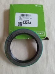 SKF 22353 Single Lip Oil Seal 2.250″ Shaft Dia x 3″ OD x .375″ W