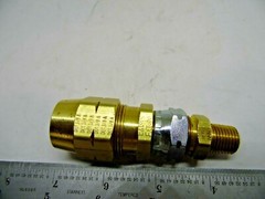 33806B-Y84 Truck Air Brake Hose Fitting 3/8″ Hose 1/4″ MNPT; 3/8″ 927864