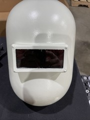 Fibre-Metal Pipeliner Fiberglass Welding Helmet with Ratcheting Headgear (110WH)