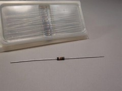(100) Allen Bradley Quality Fixed Resistors RC07GF153J 15K Ohms 1/4 Watt -NOS