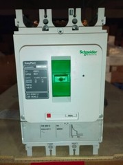 EZS400N3400 Brand New MCCB EZS400N TM400D 3P3D 440V 400A