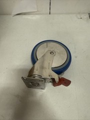 MedCaster Locking Swivel Plate Caster Wheel 6″ w/ 2.5″x3-5/8″ Mount plate