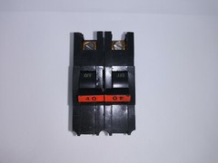 FPE FEDERAL PACIFIC NA240 2 POLE 40 AMP Type NA Circuit Breaker Red Handle