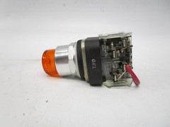 ALLEN BRADLEY 800T-QT10A SER. N 120VAC/DC NSNP