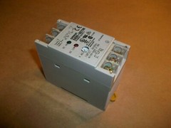 OMRON POWER SUPPLY S82K-00705 1.5 A 100-240 VAC 5 VDC 50/60 HZ