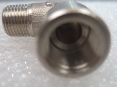 STAINLESS STEEL 1/8″ NPT FEMALE to 1/8″ NPT MALE 90° ELBOW FITTING, P/N I004264