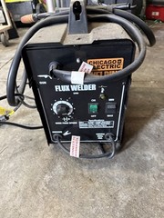 Chicago Electric Flux Core Welder 57798 Gasless Automatic Feed 120V Steel