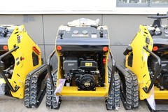Mini Skid Steer Loader15 hp Hydraulic System Electric Start B&S ENGINE heat sink