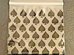 100 SMALL BAGGIES 2020 2″ X 2″ MINI Resealable POLY BAGS KING CROWN