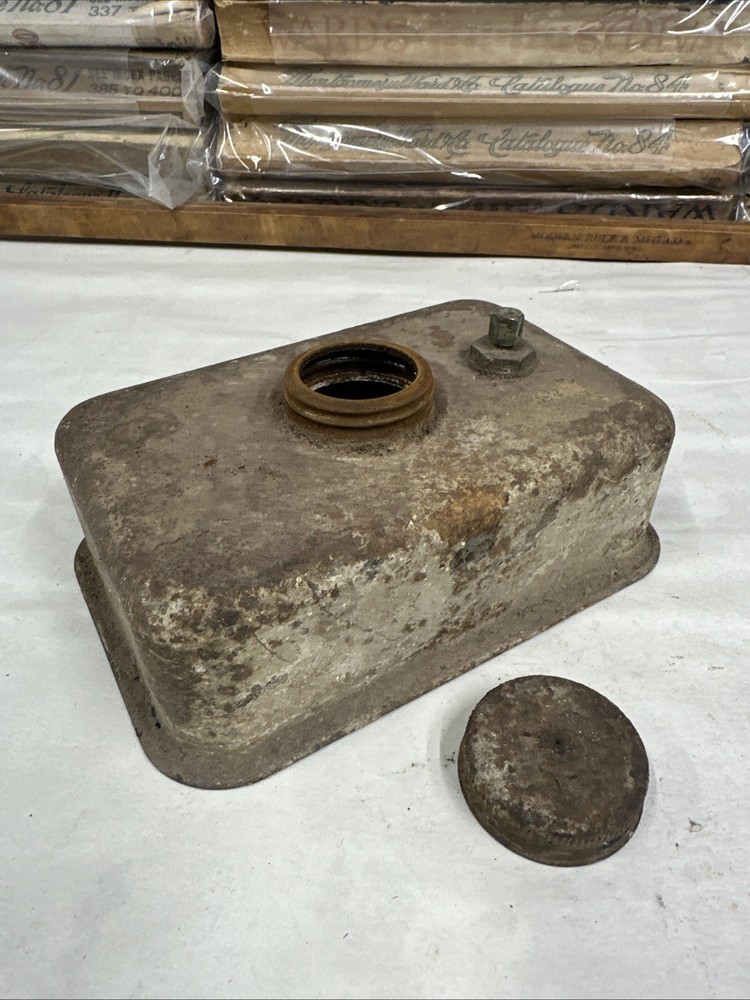 7.5″ X 5″ Vintage GAS FUEL TANK Briggs WM WMB WI NS Y Steel Metal untested