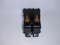 FPE FEDERAL PACIFIC NA240 2 POLE 40 AMP Type NA Circuit Breaker Red Handle