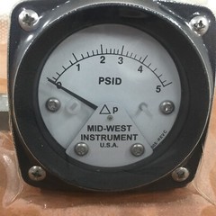 Mid-West Instrument Model 120AA-00-OO 5 PSID Differential Pressure Gauge 3000PSI