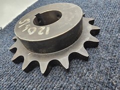 16 Teeth 6″ Roller Chain Sprocket 1.72″ Bore Diameter 120615 / 428891