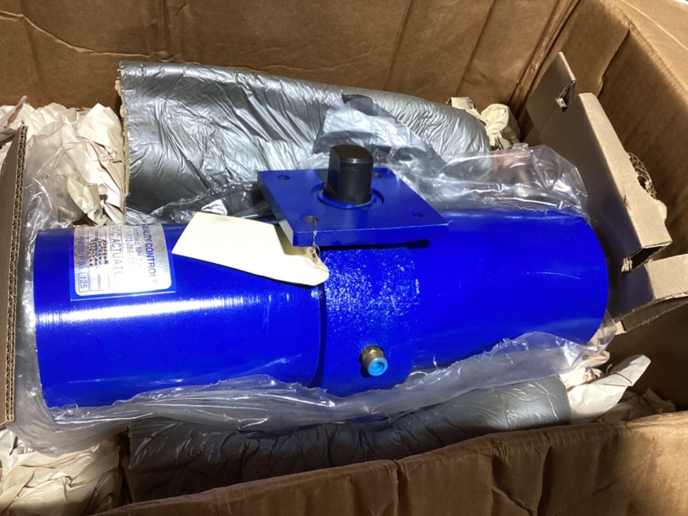 Quality Controls Pneumatic Actuator Model QCR9600 NEW 125PSI Max