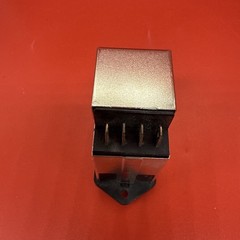CORCOM PM0S0SSXB AC Power Entry Module 10A 250v Fuse Verticle Mount