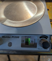 METTLER P1200 ANALYTICAL BALANCING SCALE 110 VOLT, MAX LOAD 1200 G