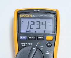 Fluke Electrician’s Combo Kit 117 True RMS Multimeter & 323 Clamp Meter