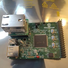 U38486 Microchip DM320007C PIC32MZ Embedded Connectivity Starter Kit Cry G2U