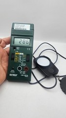 Extech 401025 Digital Light Meter 0-5000 Foot Candles