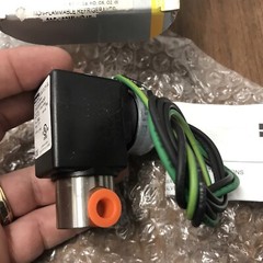 Parker 20CC02MV4C4F Solenoid 245psi 110/50-120/60 10w 17bar