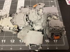 Lot Of 18 Assorted Terminal Blocks – Multiple Brands And Sizes (LPW123Y)