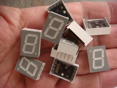 LOT 25 RED 0.52″ 7-segment LED Displays — LITEON LTS-546AS — New and Unused