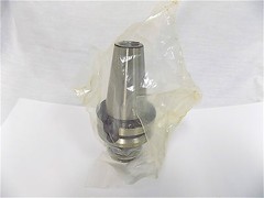 Accupro BT40 Taper Shank End Mill Holder 2.56 Projection 5/8 Hole Dia 582396