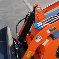 2026 Brand New 24HP Mini Skid Steer Stand-on Three-stage pump Twin cylinder