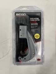 Ridgid (31632) Quick-Acting Tubing Cutter (Model No. 151)