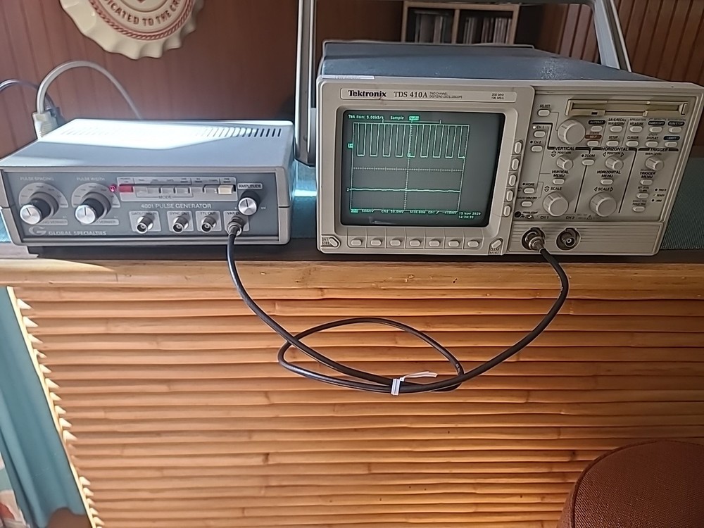 Global SPECIALTIES 4001 Pulse Generator UNTESTED/AS IS