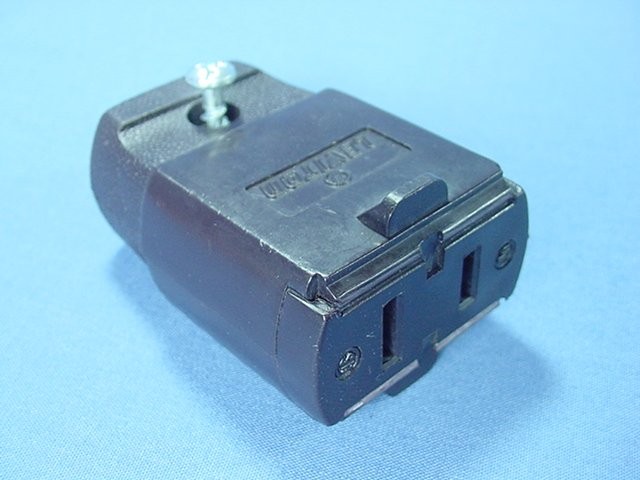 Leviton Brown Straight Blade Connector Plug Nema 1-15R 15A 125V Bulk 102-P