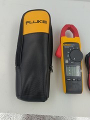 Fluke 902 FC True-RMS HVAC Clamp Meter AC Amp AC/DC Volt Contact Temperature/ytd
